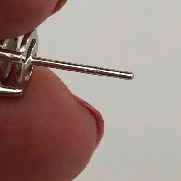 Sterling Silver Opal earrings. New - Picture 8 of 8